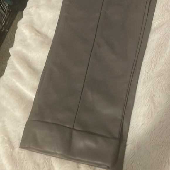 Ann Taylor Curvy Fit color charcoal grey pants size 12 NWT - Picture 4 of 4